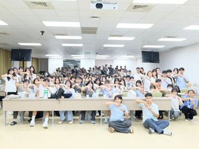 115學年新生茶會圖片