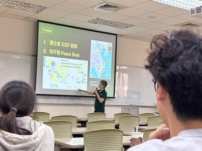 114學年第三場『職輔演講』圖片