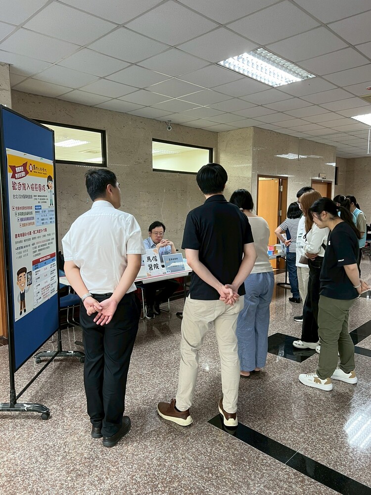 擺攤中